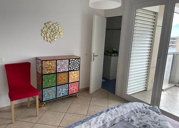 2,5 Con Piscina Nel Cuore Di 463 Locarno