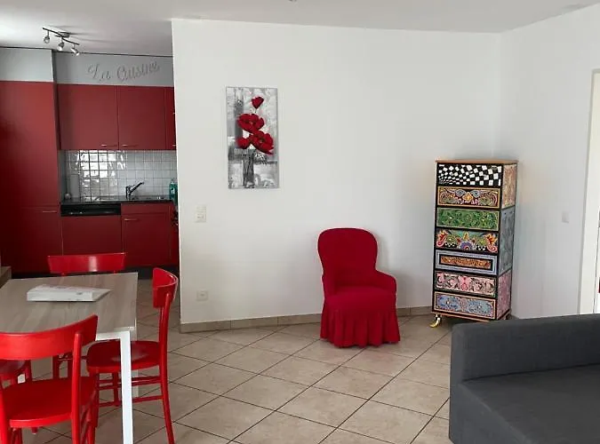 2,5 Con Piscina Nel Cuore Di 463 Lägenhet Locarno