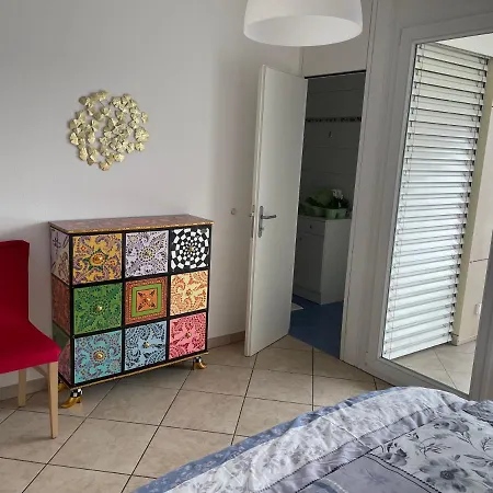 2,5 Con Piscina Nel Cuore Di 463 Locarno